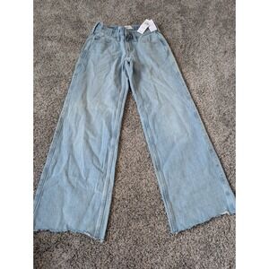 Hollister NWT Low-Rise Baggy Wide Leg Jeans Light Wash XXS Short Raw Hem